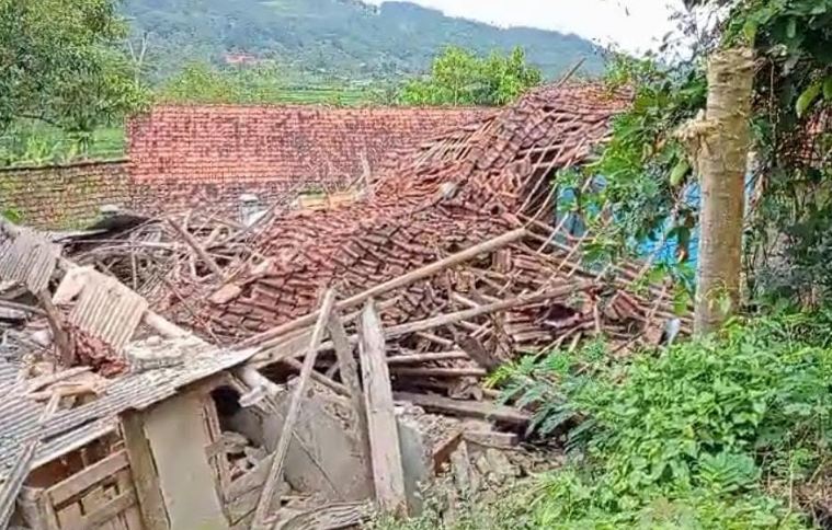 Pergerakan Tanah, 167 Jiwa di Bonjopi Cianjur&nbsp;Mengungsi