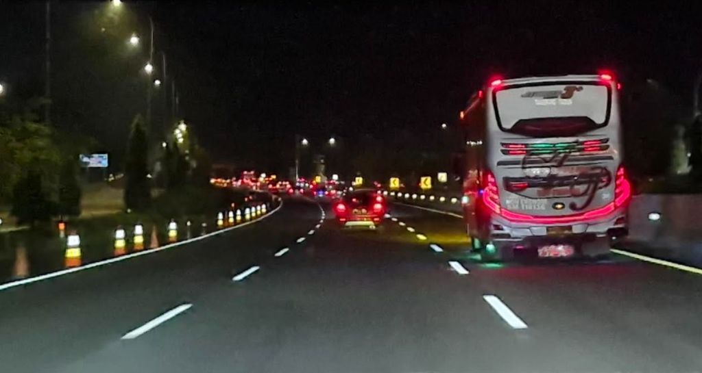 Puncak Arus Balik, Situasi Lalin di Ruas Tol Cipali Ramai&nbsp;Lancar